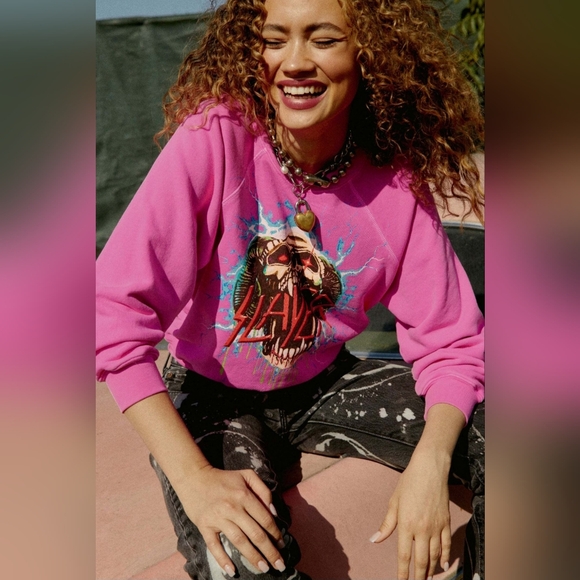 NWT DAYDREAMER SLAYER ELECTRIFIED CREW CROP SWEATSHIRT, HOT PINK, VARIOUS SIZES - Picture 3 of 8